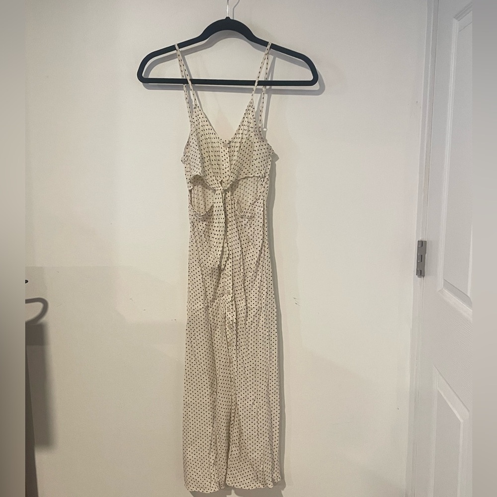 Elegant Cream Polka Dot Maxi Dress b115